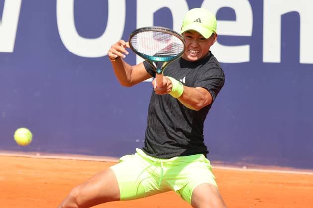 Learner Tien USA on the ball, Tennis BMW Open by Bitpanda ATP 500 Munich 14 04 2025 PHOTO Mladen Lackovic LakoPress