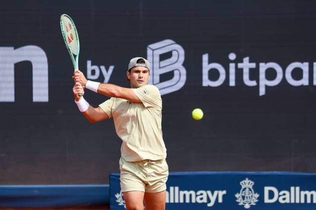 Marcos Giron USA , GER, BMW Open by Bitpanda, Miomir Kecmanovic Serbia vs Marcos Giron USA , Tennis, ATP 500, Men, 14 04 2025, GER, BMW Open by Bitpanda, Miomir Kecmanovic Serbia vs Marcos Giron USA , Tennis, ATP 500, Men, 14 04 2025 Munich Copyright: xEibner-Pressefoto JennixMaulx EP_JML