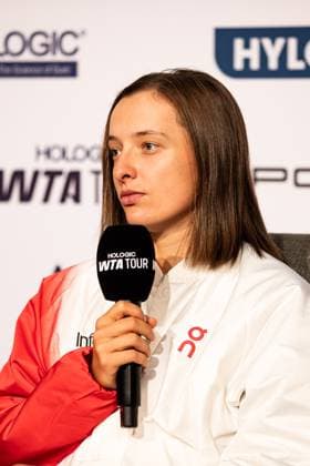 Iga Swiatek POL at the interview GER, Porsche Tennis Grand Prix GP Stuttgart 2025, WTA500, 14 04 2025 GER, Porsche Tennis Grand Prix GP Stuttgart 2025, WTA500, 14 04 2025 Stuttgart Copyright: xEibner-Pressefoto RogerxBuerkex EP