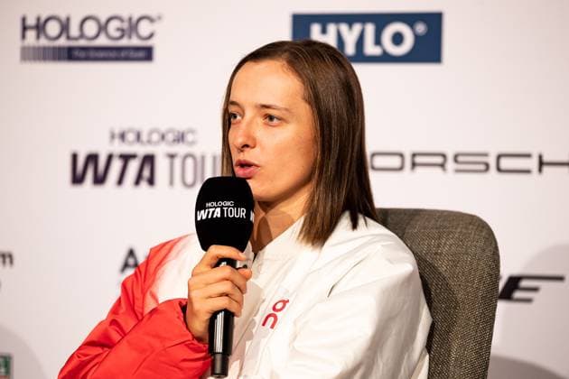 Iga Swiatek POL at the interview GER, Porsche Tennis Grand Prix GP Stuttgart 2025, WTA500, 14 04 2025 GER, Porsche Tennis Grand Prix GP Stuttgart 2025, WTA500, 14 04 2025 Stuttgart Copyright: xEibner-Pressefoto RogerxBuerkex EP