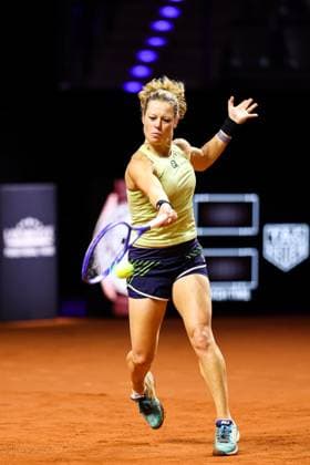 Laura Siegemund training on the center court GER, Porsche Tennis Grand Prix GP Stuttgart 2025, WTA500, 14 04 2025 GER, Porsche Tennis Grand Prix GP Stuttgart 2025, WTA500, 14 04 2025 Stuttgart Copyright: xEibner-Pressefoto RogerxBuerkex EP