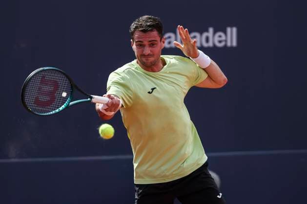 April 14, 2025, Barcelona, Barcelona, Spain: Pedro Martinez of Spain plays Brandon Nakashima of United States in first round match during the third day of the Barcelona Open Banc Sabadell 2025 at Real Club de Tenis Barcelona on April 14, 2025 in Barcelona, Spain. Barcelona Spain - ZUMAa181 20250414_zaa_a181_015 Copyright: xJavierxBorregox