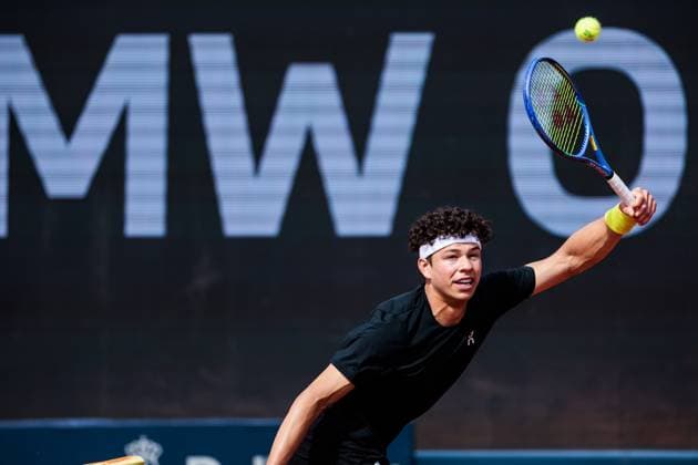 BMW Open Munich ATP 500 14 04 2025 Ben Shelton USA in match against Borna Gojo Croatia BMW Open by Bitpanda Munich ATP 500 Day 3, Munich, MTTC Iphitos on 14 04 2025 Copyright: xBEAUTIFULxSPORTS Wunderlx