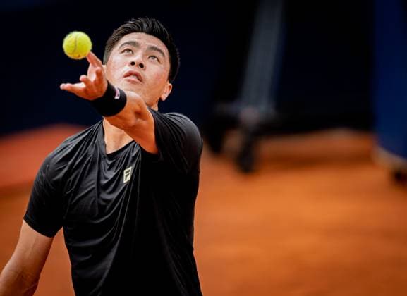 Barcelona Open Banc Sabadell 2025 - Day One Brandon Nakashima of the United States competes in his first-round match against Pedro Martinez Portero of Spain at the Barcelona Open Banc Sabadell 2025 at Real Club de Tenis Barcelona in Barcelona, Spain, on April 14, 2025. Barcelona Spain  Copyright: xLeonardoxGerzonx originalFilename:gerzon-notitle250414_npDLd.jpg