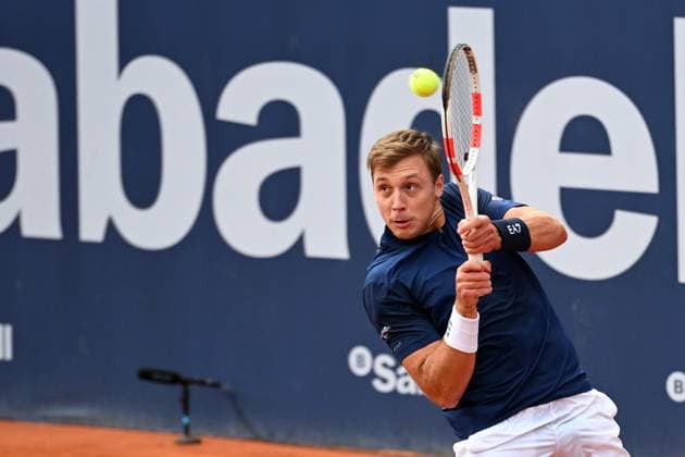 Hamad MeÄ‘edoviÄ‡ during his match against Giovanni Mpetshi Perricard during match of the Barcelona Open Banc Sabadell at Real Club De Tenis Barcelona, Spain Copyright: xAndreaxRositox DSC_9876