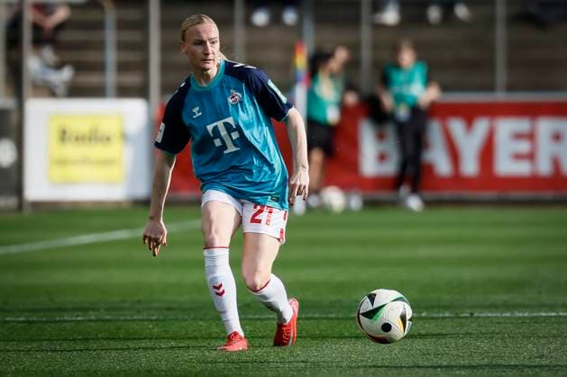 Womens Soccer Bundesliga Bayer 04 Leverkusen 1 FC Köln, 14 04 2025 Anna Gerhardt 1 FC Köln, 21 Bayer 04 Leverkusen 1 FC Köln on matchday 19 of the Google Pixel Womens Bundesliga on 14 04 2025 at the Ulrich Haberland Stadium in Leverkusen North Rhine-Westphalia DFL REGULATIONS PROHIBIT ANY USE OF PHOTOGRAPHS AS IMAGE SEQUENCES AND OR QUASI VIDEO Copyright: xBEAUTIFULxSPORTS AxelxKohringx
