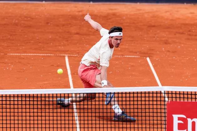 BMW Open Munich ATP 500 14 04 2025 Daniel Altmaier Germany in match against Chun Hsin Tseng Taipei BMW Open by Bitpanda Munich ATP 500 Day 3, Munich, MTTC Iphitos on 14 04 2025 Copyright: xBEAUTIFULxSPORTS Wunderlx