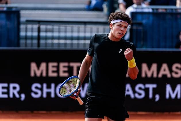 BMW Open Munich ATP 500 14 04 2025 Ben Shelton USA cheers in his match against Borna Gojo Croatia BMW Open by Bitpanda Munich ATP 500 Day 3, Munich, MTTC Iphitos on 14 04 2025 Copyright: xBEAUTIFULxSPORTS Wunderlx