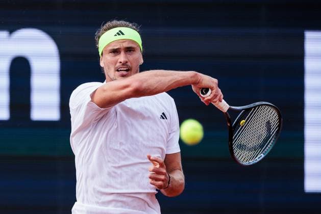 BMW Open Munich ATP 500 14 04 2025 Alexander Zverev Germany in match against Alexandre Muller France BMW Open by Bitpanda Munich ATP 500 Day 3, Munich, MTTC Iphitos on 14 04 2025 Copyright: xBEAUTIFULxSPORTS Wunderlx