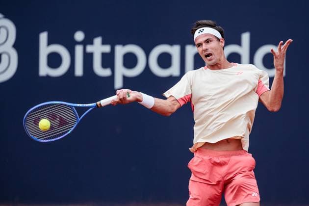 BMW Open Munich ATP 500 14 04 2025 Daniel Altmaier Germany in match against Chun Hsin Tseng Taipei BMW Open by Bitpanda Munich ATP 500 Day 3, Munich, MTTC Iphitos on 14 04 2025 Copyright: xBEAUTIFULxSPORTS Wunderlx