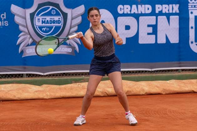 April 14, 2025, Madrid, Madrid, Spain: CELINE MOSTEANU playing match of the X ITF W100 Villa de Madrid, at the Club de Campo Villa de Madrid on April 14, 2025. Madrid Spain - ZUMAc312 20250414_zsp_c312_008 Copyright: xOscarxManuelxSanchezx