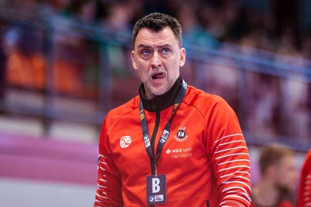 Piotr Przybecki TuS N Luebbecke, Coach GER, TuS N Luebbecke vs HC Elbflorenz 2006, Handball, 2 Bundesliga, Matchday 27, Season 2024 2025, 14 04 2025 GER, TuS N Luebbecke vs HC Elbflorenz 2006, Handball, 2 Bundesliga, Matchday 27, Season 2024 2025, 14 04 2025 Luebbecke Copyright: xEibner-Pressefoto JanxRollingerx EP_JSK