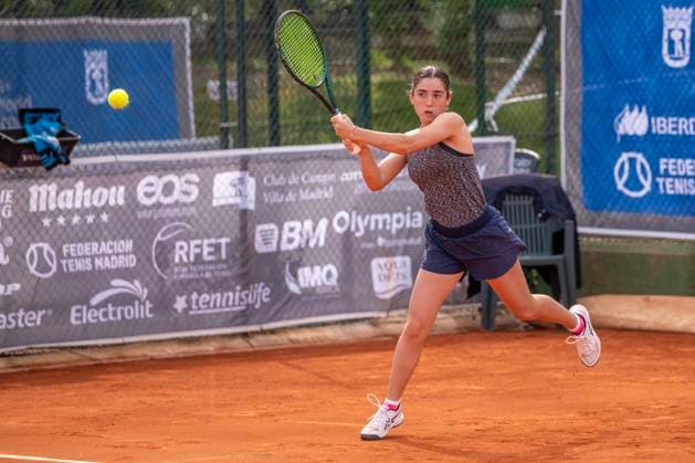 April 14, 2025, Madrid, Madrid, Spain: CELINE MOSTEANU playing match of the X ITF W100 Villa de Madrid, at the Club de Campo Villa de Madrid on April 14, 2025. Madrid Spain - ZUMAc312 20250414_zsp_c312_036 Copyright: xOscarxManuelxSanchezx