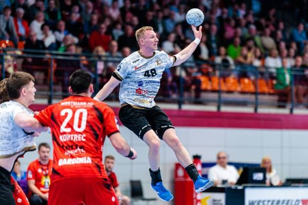 Julian Possehl HC Elbflorenz 2006, 48 GER, TuS N Luebbecke vs HC Elbflorenz 2006, Handball, 2 Bundesliga, Matchday 27, Season 2024 2025, 14 04 2025 GER, TuS N Luebbecke vs HC Elbflorenz 2006, Handball, 2 Bundesliga, Matchday 27, Season 2024 2025, 14 04 2025 Luebbecke Copyright: xEibner-Pressefoto JanxRollingerx EP_JSK