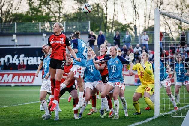 Womens Soccer Bundesliga Bayer 04 Leverkusen 1 FC Köln, 14 04 2025 Cornelia Kramer Bayer 04 Leverkusen, 7 by head misses the goal, Aurora Mikalsen 1 FC Köln, 23 does not need to intervene Bayer 04 Leverkusen 1 FC Köln on matchday 19 of the Google Pixel Womens Bundesliga on 14 04 2025 at the Ulrich Haberland Stadium in Leverkusen North Rhine-Westphalia DFL REGULATIONS PROHIBIT ANY USE OF PHOTOGRAPHS AS IMAGE SEQUENCES AND OR QUASI VIDEO Copyright: xBEAUTIFULxSPORTS AxelxKohringx