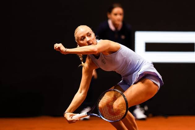in the picture Anastasia Potapova Anastasia Potapova vs Clara Tauson DEN GER, Porsche Tennis Grand Prix GP Stuttgart 2025, WTA500, 14 04 2025 GER, Porsche Tennis Grand Prix GP Stuttgart 2025, WTA500, 14 04 2025 Stuttgart Copyright: xEibner-Pressefoto RogerxBuerkex EP