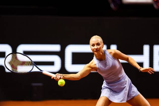in the picture Anastasia Potapova Anastasia Potapova vs Clara Tauson DEN GER, Porsche Tennis Grand Prix GP Stuttgart 2025, WTA500, 14 04 2025 GER, Porsche Tennis Grand Prix GP Stuttgart 2025, WTA500, 14 04 2025 Stuttgart Copyright: xEibner-Pressefoto RogerxBuerkex EP