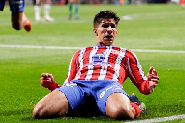 Bilder des Jahres 2025, Sport 04 April Sport Bilder des Tages MADRID,SPAIN - 14 April:Giuliano Simeone of Atletico de Madrid celebrates a goal during the La Liga 2024 25 match between Atletico de Madrid and Valladolid at Riyadh Air Metropolitano Stadium. ÁÁxPLEASExDONTxSENDxTOxIMAGOx!!  (287715739)