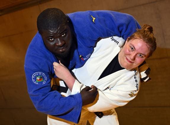 Sport Themen der Woche KW16 Sport Bilder des Tages Belgian Yver Ndao and Belgian Gabrielle Bouvier pose for the photographer during a press moment of the Belgian selection for the upcoming European Championships judo, on Tuesday 15 April 2025 in Wilrijk. The euros are taking place in Podgorica, Montenegro from 23 to 27 April. ERICxLALMAND  x120877236x