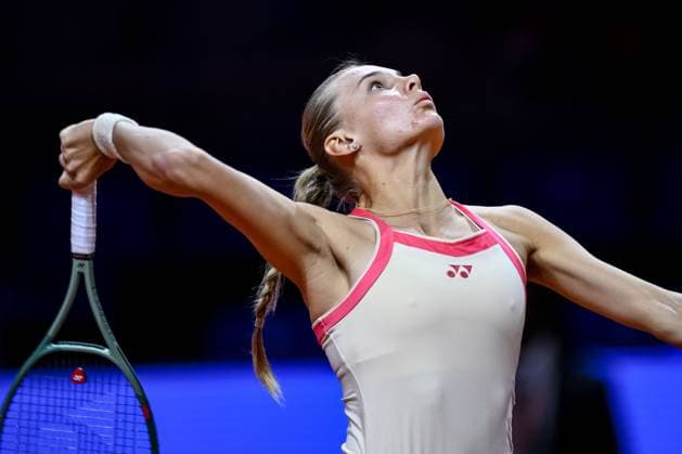 Dayana Yastremska Ukraine Looks on at the match between Jelena Ostapenko Latvia vs Dayana Yastremska Ukraine during the Porsche Tennis Grand Prix Stuttgart 2025 Day 2 at Porsche Arena on April 15, 2025 in Stuttgart, Germany, Germany Photo by Harry Langer DeFodi Images Dayana Yastremska Ukraine Looks on at the match between Jelena Ostapenko Latvia vs Dayana Yastremska Ukraine during the Porsche Tennis Grand Prix Stuttgart 2025 Day 2 at Porsche Arena on April 15, 2025 in Stuttgart, Germany Photo by Harry Langer DeFodi Images Photo by Harry Langer DeFodi Images