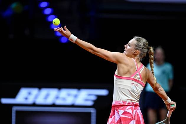 Dayana Yastremska Ukraine in action, on the ball, singles action during the match between Jelena Ostapenko Latvia vs Dayana Yastremska Ukraine during the Porsche Tennis Grand Prix Stuttgart 2025 Day 2 at Porsche Arena on April 15, 2025 in Stuttgart, Germany, Germany Photo by Harry Langer DeFodi Images Dayana Yastremska Ukraine controls the Ball at the match between Jelena Ostapenko Latvia vs Dayana Yastremska Ukraine during the Porsche Tennis Grand Prix Stuttgart 2025 Day 2 at Porsche Arena on April 15, 2025 in Stuttgart, Germany Photo by Harry Langer DeFodi Images Photo by Harry Langer DeFodi Images