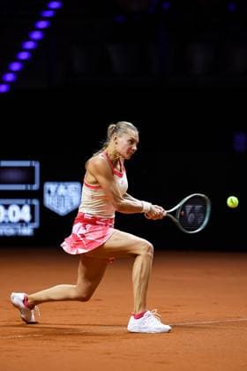 in the picture Dayana YASTREMSKA UKR Jelena OSTAPENKO LAT vs Dayana YASTREMSKA UKR GER, Porsche Tennis Grand Prix GP Stuttgart 2025, WTA500, 15 04 2025 GER, Porsche Tennis Grand Prix GP Stuttgart 2025, WTA500, 15 04 2025 Stuttgart Copyright: xEibner-Pressefoto RogerxBuerkex EP