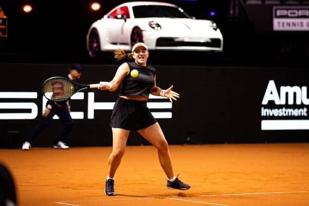 in the picture Dayana Jelena OSTAPENKO LAT Jelena OSTAPENKO LAT vs Dayana YASTREMSKA UKR GER, Porsche Tennis Grand Prix GP Stuttgart 2025, WTA500, 15 04 2025 GER, Porsche Tennis Grand Prix GP Stuttgart 2025, WTA500, 15 04 2025 Stuttgart Copyright: xEibner-Pressefoto RogerxBuerkex EP