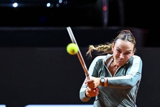 Donna Vekic Croatia in action, on the ball, single action during the match between Donna Vekic Croatia vs Jana Fett Croatia during the Porsche Tennis Grand Prix Stuttgart 2025 Day 2 at Porsche Arena on April 15, 2025 in Stuttgart, Germany Photo by Harry Langer DeFodi Images Donna Vekic Croatia controls the Ball at the match between Donna Vekic Croatia vs Jana Fett Croatia during the Porsche Tennis Grand Prix Stuttgart 2025 Day 2 at Porsche Arena on April 15, 2025 in Stuttgart, Germany Photo by Harry Langer DeFodi Images