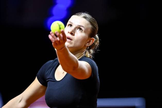 Jana Fett Croatia in action, on the ball, single action during the match between Donna Vekic Croatia vs Jana Fett Croatia during the Porsche Tennis Grand Prix Stuttgart 2025 Day 2 at Porsche Arena on April 15, 2025 in Stuttgart, Germany Photo by Harry Langer DeFodi Images Jana Fett Croatia controls the Ball at the match between Donna Vekic Croatia vs Jana Fett Croatia during the Porsche Tennis Grand Prix Stuttgart 2025 Day 2 at Porsche Arena on April 15, 2025 in Stuttgart, Germany Photo by Harry Langer DeFodi Images