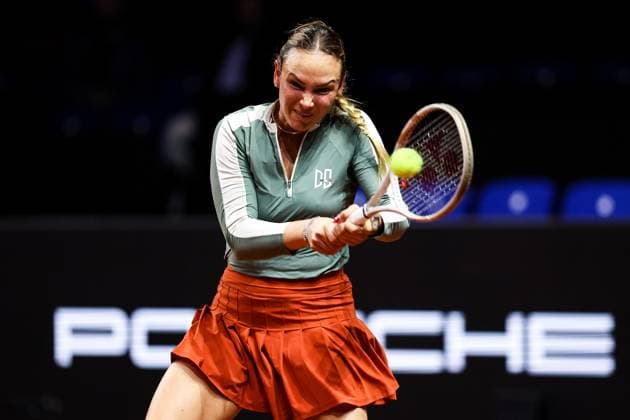 In the picture Donna Vekic CRO Donna Vekic CRO vs Jana Fett CRO GER, Porsche Tennis Grand Prix GP Stuttgart 2025, WTA500, 15 04 2025 GER, Porsche Tennis Grand Prix GP Stuttgart 2025, WTA500, 15 04 2025 Stuttgart Copyright: xEibner-Pressefoto RogerxBuerkex EP