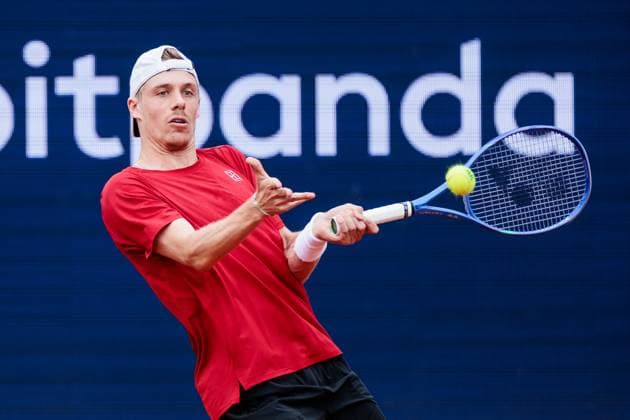 BMW Open Munich ATP 500 15 04 2025 Denis Shapovalov Canada in match against Diego Dedura Palomero Germany BMW Open by Bitpanda Munich ATP 500 Day 4, Munich, MTTC Iphitos on 15 04 2025 Copyright: xBEAUTIFULxSPORTS Wunderlx
