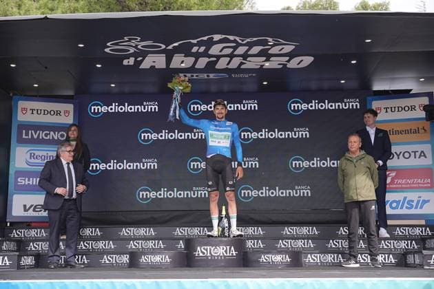 Zurlo Matteo Of S.C. Padovani Polo Cherry Bank blue jersey during the Giro d™Abruzzo, stage 1 from Scerni to Crecchio (151 km) - Abruzzo, Italy - Tuesday, April 15, 2025. - cycling .  Copyright: xMarcoxAlpozzi LaPressex
