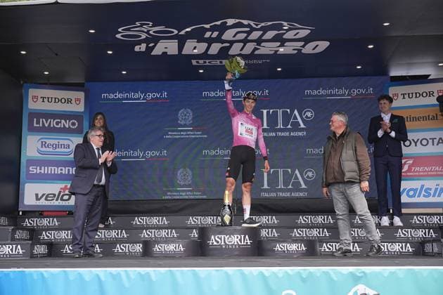 Covi Alessandro Of Uae Team Emirates Xrg winner of the stage 1 during the Giro d™Abruzzo, stage 1 from Scerni to Crecchio (151 km) - Abruzzo, Italy - Tuesday, April 15, 2025. - cycling .  Copyright: xMarcoxAlpozzi LaPressex