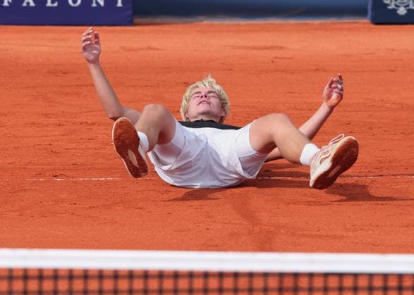 Diego Dedura Palomero GER celebrates after winning the Tennis BMW Open 2025 ATP 500 MTTC Iphitos Munich Germany April 15, 2025 Copyright: xJuergenxHasenkopfx