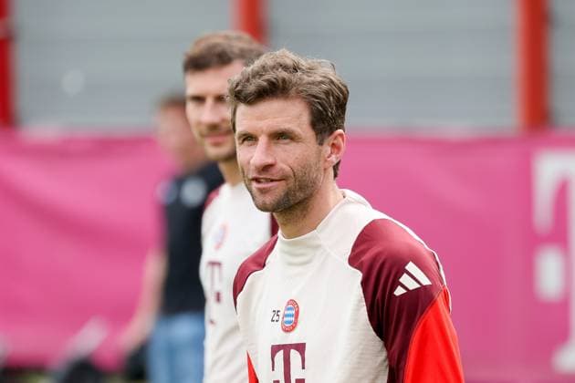 Thomas Mueller FC Bayern Muenchen, 25 , GER, Final training, FC Bayern Muenchen, Football, UEFA Champions League, Quarter-final second leg, 2024 2025 season, 15 04 2025, GER, Final training, FC Bayern Muenchen, Football, UEFA Champions League, Quarter-final second leg, 2024 2025 season, 15 04 2025 Muenchen Copyright: xEibner-Pressefoto JennixMaulx EP_JML
