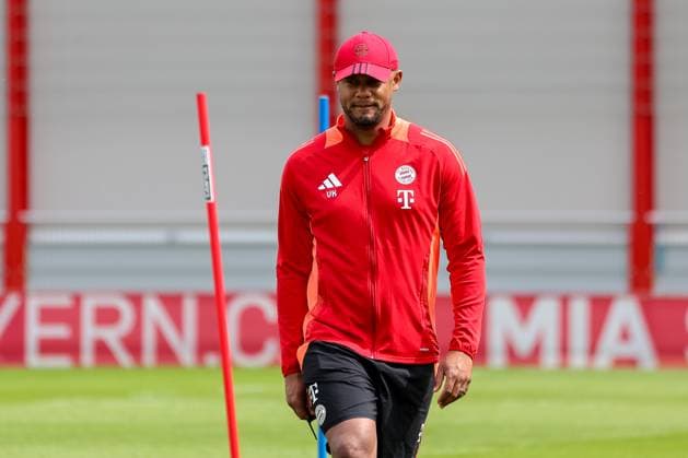 Vincent Kompany FC Bayern Muenchen, Head coach , GER, Final training, FC Bayern Muenchen, Football, UEFA Champions League, Quarter-final second leg, 2024 2025 season, 15 04 2025, GER, Final training, FC Bayern Muenchen, Football, UEFA Champions League, Quarter-final second leg, 2024 2025 season, 15 04 2025 Muenchen Copyright: xEibner-Pressefoto JennixMaulx EP_JML