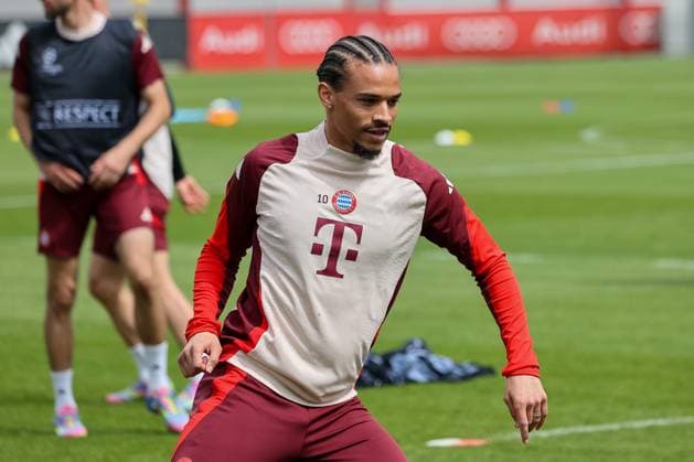 Leroy Sane FC Bayern Muenchen, 10 , GER, Final training, FC Bayern Muenchen, Football, UEFA Champions League, Quarter-final second leg, 2024 2025 season, 15 04 2025, GER, Final training, FC Bayern Muenchen, Football, UEFA Champions League, Quarter-final second leg, 2024 2025 season, 15 04 2025 Muenchen Copyright: xEibner-Pressefoto JennixMaulx EP_JML