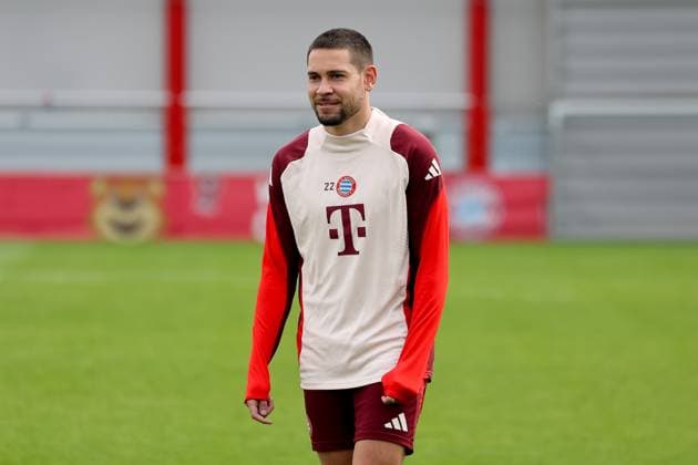 Raphael Guerreiro FC Bayern Muenchen, 22 , GER, Final training, FC Bayern Muenchen, Football, UEFA Champions League, Quarter-final second leg, 2024 2025 season, 15 04 2025, GER, Final training, FC Bayern Muenchen, Football, UEFA Champions League, Quarter-final second leg, 2024 2025 season, 15 04 2025 Muenchen Copyright: xEibner-Pressefoto JennixMaulx EP_JML