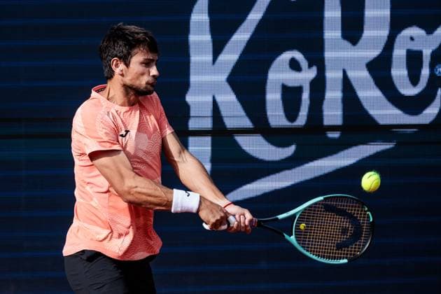 BMW Open Munich ATP 500 15 04 2025 Mariano Navone Argentina in match against Felix Auger Aliassime Canada BMW Open by Bitpanda Munich ATP 500 Day 4, Munich, MTTC Iphitos on 15 04 2025 Copyright: xBEAUTIFULxSPORTS Wunderlx
