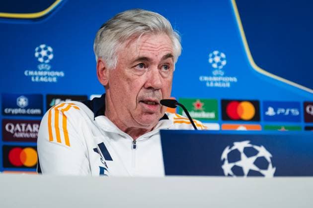 Real Madrid CF Training Session And press conference, PK, Pressekonferenz - UEFA Champions League 2024 25 Quarter Final Second Leg Carlo Ancelotti, head coach of Real Madrid CF, speaks during the Press Conference ahead of their UEFA Champions League 2024 25 quarter final second leg match at Ciudad Real Madrid on April 15, 2025 in Madrid, Spain. Valdebebas Ciudad Real Madrid Madrid Spain Copyright: xAlbertoxGardinx AGardin_20250415_Football_Champions_Real_PC_0263