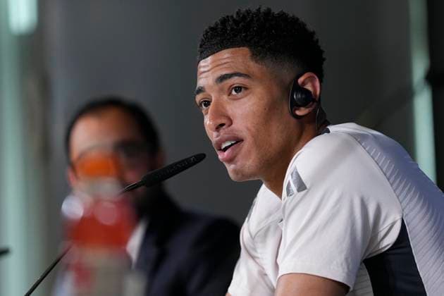 April 15, 2025, Valdebebas, Madrid, SPAIN: Jude Bellingham attends his press conference, PK, Pressekonferenz during a training session and press conference ahead of their UEFA Champions League 2024 25 quarter final second leg match at Ciudad Deportiva Real Madrid on April 15, 2025 in Valdebebas, Madrid, Spain. Valdebebas SPAIN - ZUMAa181 20250415_zaa_a181_016 Copyright: xOscarxJ.xBarrosox