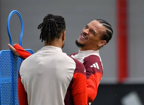 15 04 2025, FC Bayern Training Center, Munich, Last training session for FC Bayern Munich before heading to Milan , in the picture Michael Olise Munich , Leroy Sane Munich Photo by Midori Ikenouchi Hasan Bratic DeFodi Images