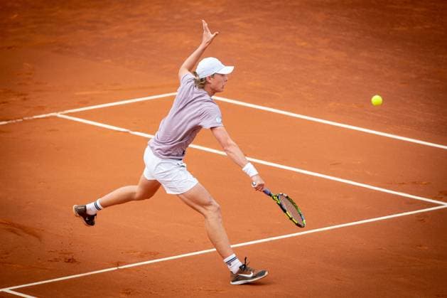 72 Barcelona Open Banc de Sabadell. Conde de Godo Trophy. Real Club de Tenis Barcelona. April 15,2025 72 Barcelona Open Banc de Sabadell. Conde de Godo Trophy. Real Club de Tenis Barcelona. April 15,2025 Ethan Quinn during the first round match between Carlos Alcaraz and Ethan Quinn of the ATP, Tennis Herren Barcelona Open Banc de Sabadell tennis tournament Trofeo Conde de Godo played at the Real Club de Tenis Barcelona. April 15, 2025. Barcelona ESP Copyright: xS.xRosx