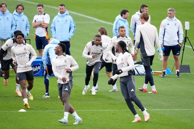 April 15, 2025, Valdebebas, Madrid, SPAIN: David Alaba during a training session and press conference, PK, Pressekonferenz ahead of their UEFA Champions League 2024 25 quarter final second leg match at Ciudad Deportiva Real Madrid on April 15, 2025 in Valdebebas, Madrid, Spain. Valdebebas SPAIN - ZUMAa181 20250415_zaa_a181_078 Copyright: xOscarxJ.xBarrosox