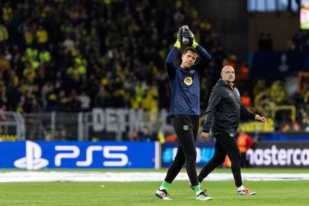 UEFA Champions League Borussia Dortmund FC Barcelona 15 04 2025 Wojciech Szczesny FC Barcelona, 25 warming up UEFA Champions League Borussia Dortmund FC Barcelona BVB Stadion Dortmund, Dortmund 15 04 2025 Copyright: xBEAUTIFULxSPORTS Buriakovx