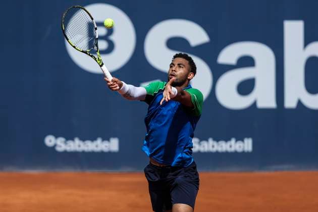 April 15, 2025, Barcelona, Barcelona, Spain: Arthur Fils of France in actions against Pablo Carreno of Spain during the first round tennis match of the Barcelona Open Banc Sabadell - Conde Godo 2025 Day 2 at Real Club De Tenis Barcelona on April 15, 2025 in Barcelona, Spain. Barcelona Spain - ZUMAa181 20250415_zaa_a181_137 Copyright: xJavierxBorregox