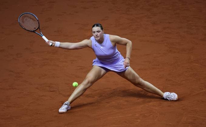 Stuttgart , Porsche Tennis Grand Prix , Jule Niemeier GER