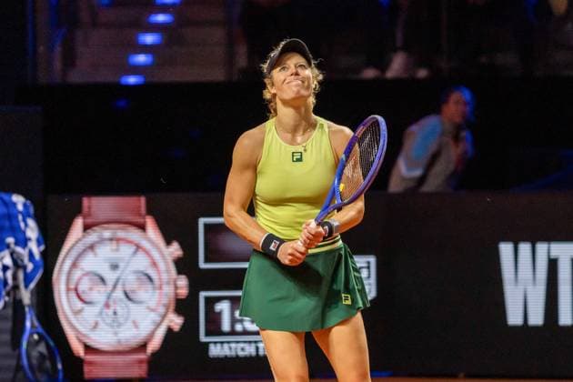 Laura Siegemund is at odds with herself after losing a point, Jule Niemeier vs Laura Siegemund, Tennis, Porsche Tennis Grand Prix, Center Court, Womens Singles, Round of 16, Season 2025, 15 04 2025, Jule Niemeier vs Laura Siegemund, Tennis, Porsche Tennis Grand Prix, Center Court, Womens Singles, Round of 16, Season 2025, 15 04 2025, Stuttgart Copyright: xEibner-Pressefoto EdwardxCheungx EP_ECG