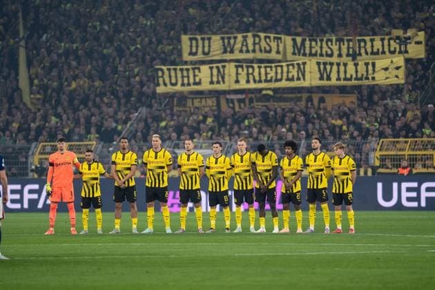 GER, UEFA Champions League, Borussia Dortmund vs FC Barcelona 15 04 2025, Signal Iduna Park, Dortmund, GER, UEFA Champions League, Borussia Dortmund vs FC Barcelona in the picture Minutes silence for Wilhelm Burgsmüller Wilhelm Burgsmueller nordphotoxGmbHxx xChristianxSchulze nph000300
