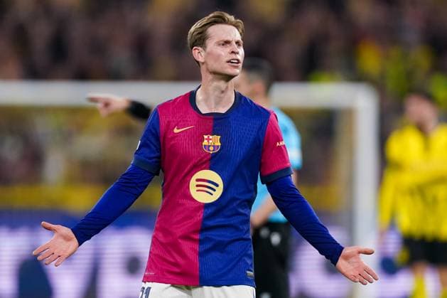 2025-04-15 Borussia Dortmund v FC Barcelona, Barca - UEFA Champions League 2024 25 Quarter Final Second Leg DORTMUND, GERMANY - APRIL 15: Frenkie de Jong of FC Barcelona reacts during the UEFA Champions League 2024 25 Quarter Final Second Leg match between Borussia Dortmund and FC Barcelona at BVB Stadion Dortmund on April 15, 2025 in Dortmund, Germany. Dortmund BVB Stadion Dortmund Germany Content not available for redistribution in The Netherlands directly or indirectly through any third parties. Copyright: xJorisxVerwijstx